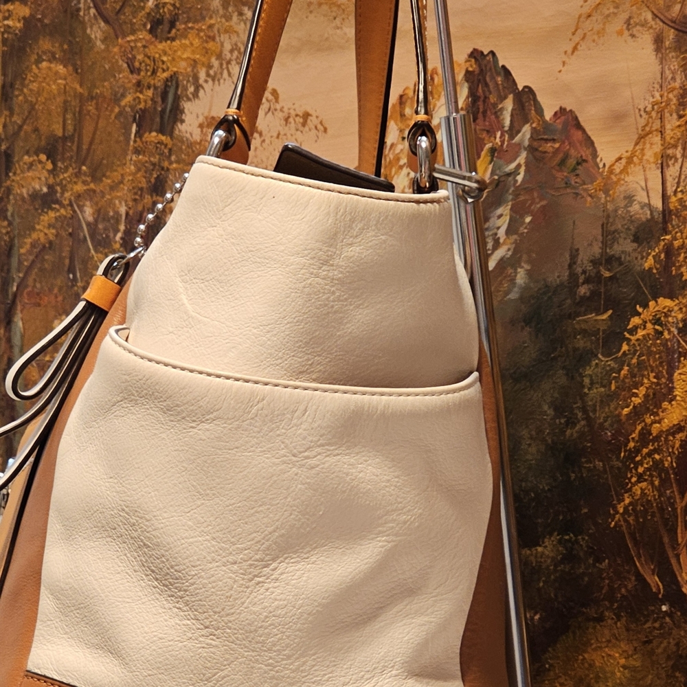 Coach Carrie Colorblock Leather Shoulder Bag - Picture 4 of 16